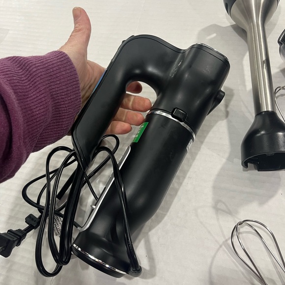 NINJA IMMERSION BLENDER AND ACCESSORIES - Picture 9 of 9